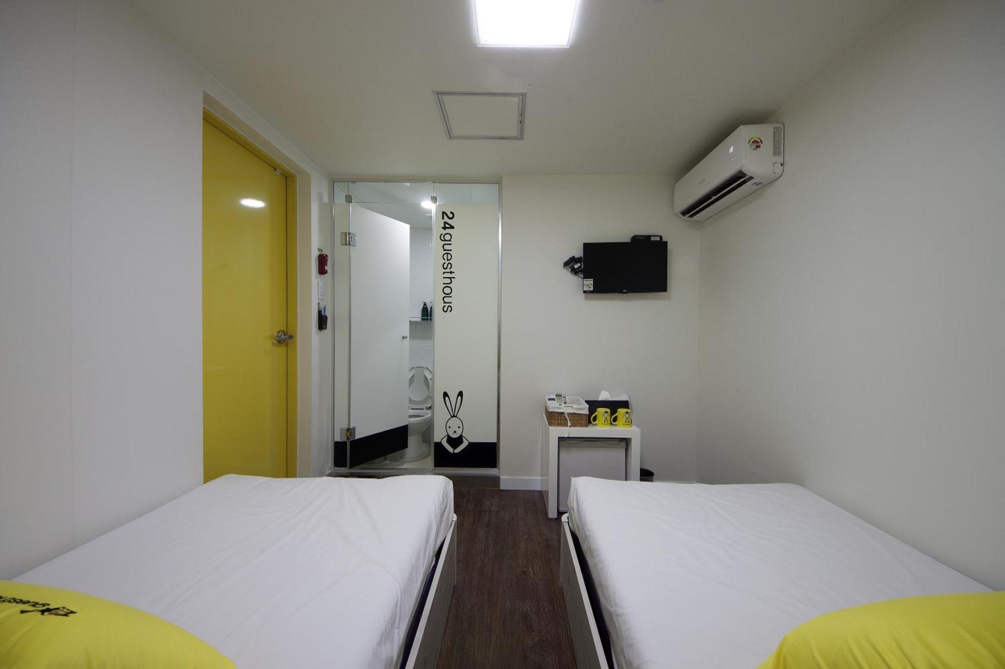 24 Myeongdong Town 首尔